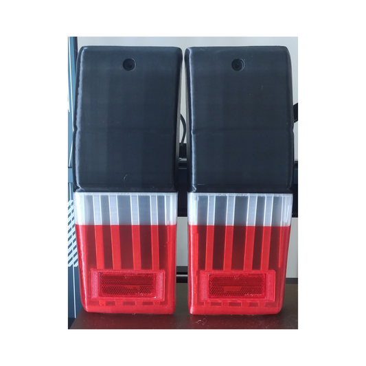 Nissan Patrol 260 - Farolins Traseiros