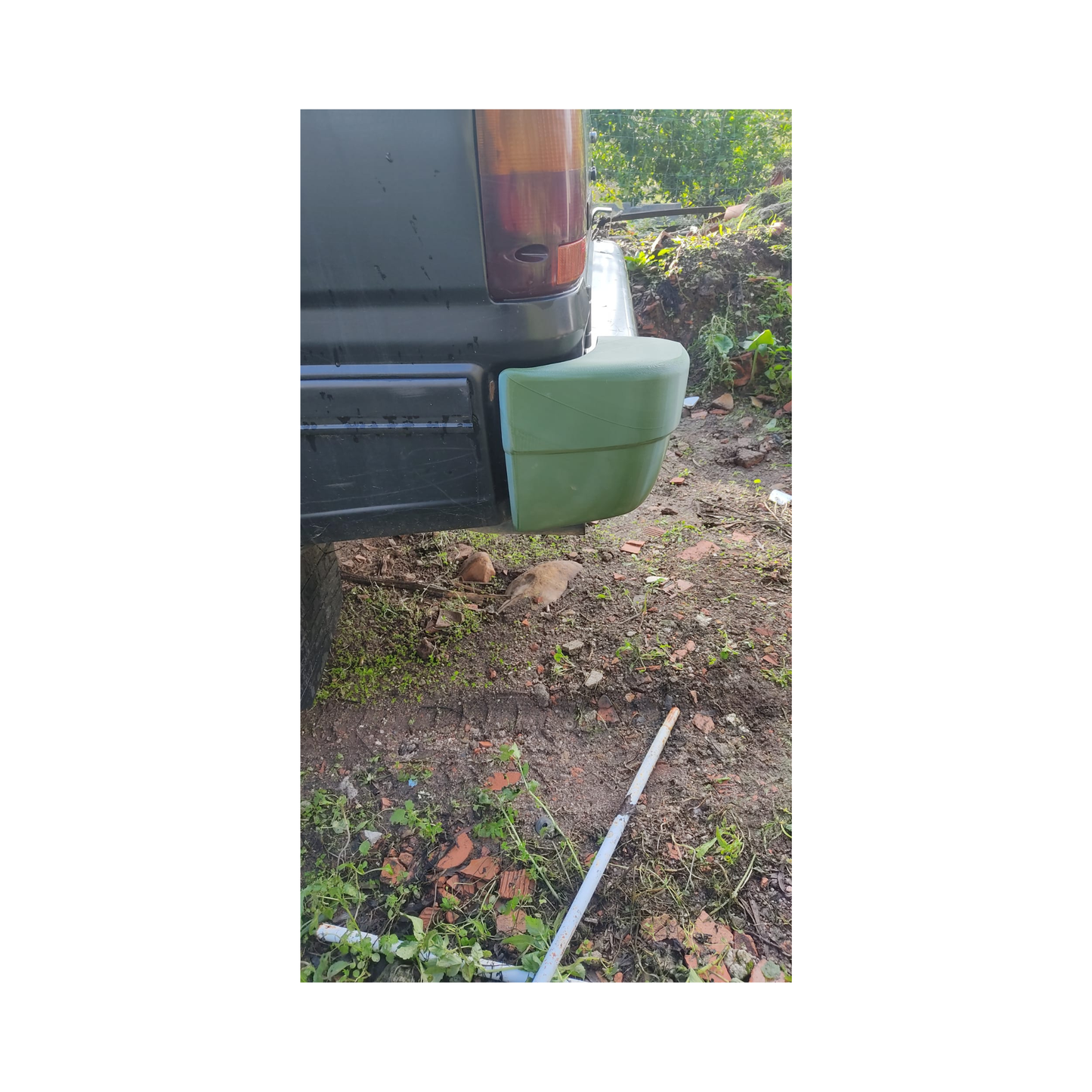 Opel Frontera A - Canto de Para-choques Traseiro