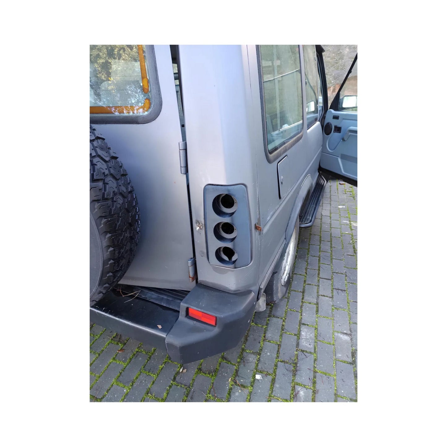 Land Rover Discovery 200/300 Moldura de conversão Luz Traseira