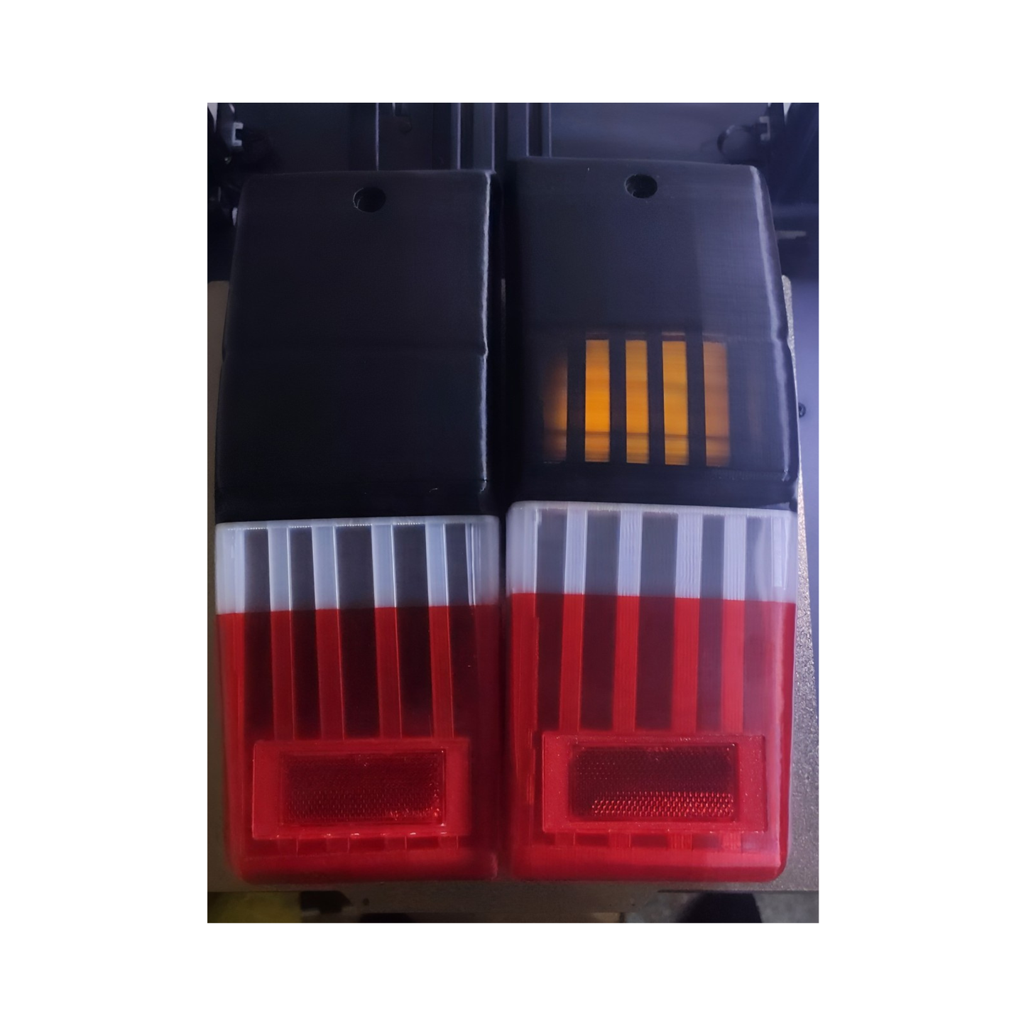 Nissan Patrol 260 - Farolins Traseiros